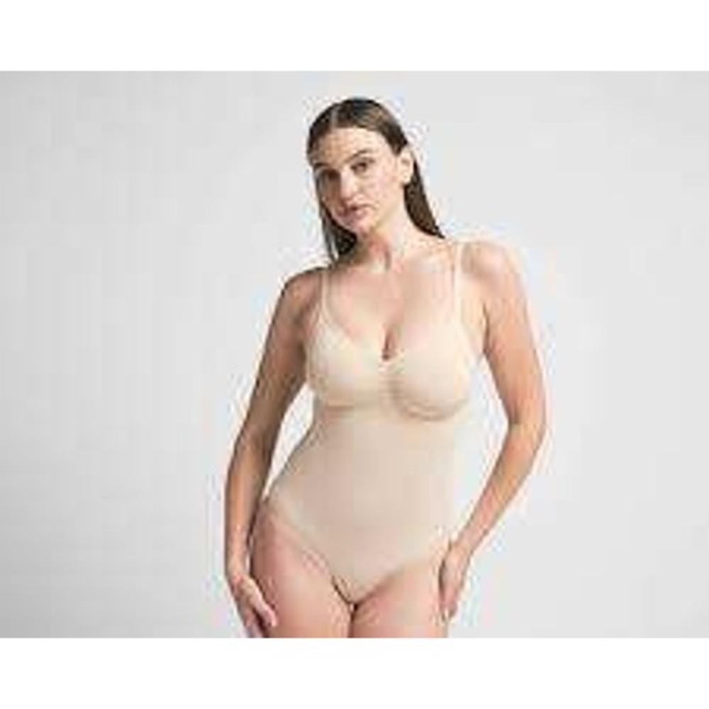 SKIMS Seamless‎ Sculpting Bodysuit Bundle Tan and Pink Size S/M M/M Set of 2